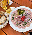 Löwenpicknick food