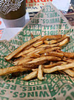 Wingstop inside