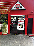 Sushi Sumaré outside