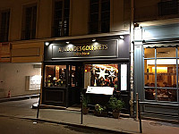 Au Coin des Gourmets outside