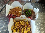 Smoke's Poutinerie food