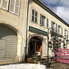 Taverne du Grand Tetras outside