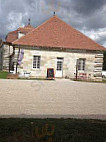 La Table Des Jardins inside