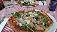 Pizza Garten food