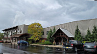 The Empty Pint (southern Tier Brewing Company, Lakewood) outside