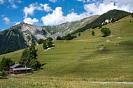 Du Col De Chaussy food