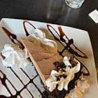 Kaminsky's Dessert Cafe food