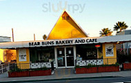 Bear Buns Bakery outside