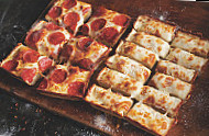 Jet's Pizza food