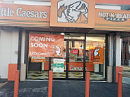 Little Caesars Pizza outside