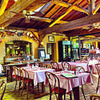 L'ancienne Auberge inside