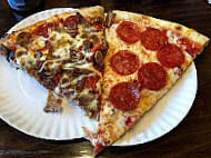 Di Maggio's Pizzeria food