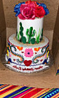 Gloria's Specialty Cakes food