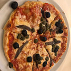 Pizzeria Roma food