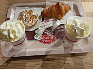 La Brioche Doree food