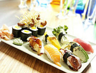 ManThei sushirestaurant food