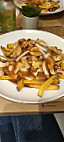 L Char à Poutine food