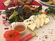 Cafe Des Six-communes food