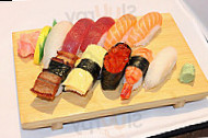 Sushi Zone food