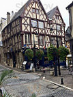 Pub Jacques Coeur outside