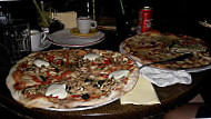 Pizza Roma food