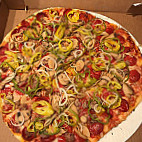 Earl's Pizza Of Zanesville food