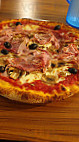 Tifosi Pizza food