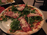 Coccinella Holzoffenpizza food