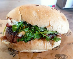 S.b Artisans Burger food