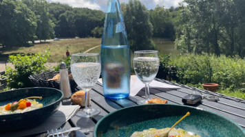 La Terrasse De L'etang food