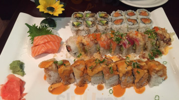 Mizu Sushi food