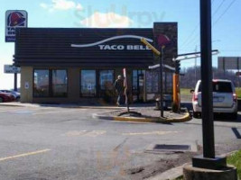 Taco Bell outside