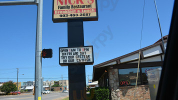 Nick's Family outside