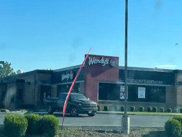 Wendy's outside