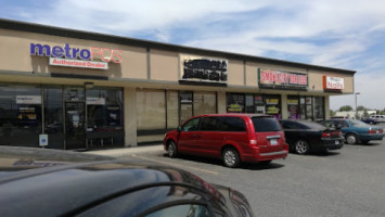 Gyro And Kabab Grill outside