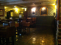 The Sir Christopher Hatton inside