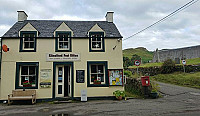 Kilmelford Village Stores outside