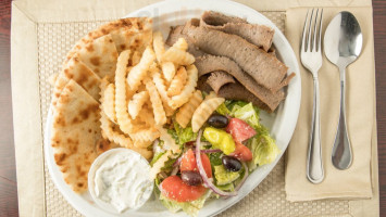 Gyros Corner food