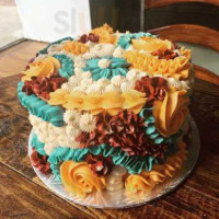 Bluegrass And Buttercream food