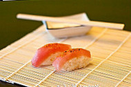 Shin Sushi food