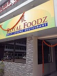 Royal Foodz outside