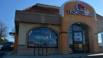 Taco Bell outside