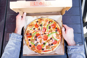 Blaze Pizza food