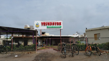 Vrundavan Garden outside