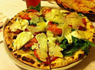 Pizzeria Far West food