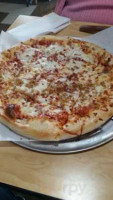 Papa D's Pizza food