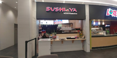 Sushi Ya food