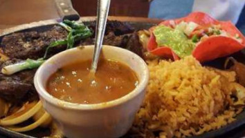 Los Patrones Mexican Grill food