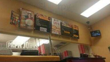 Papa Johns Pizza inside