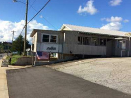 Hammer Town Company Diner outside